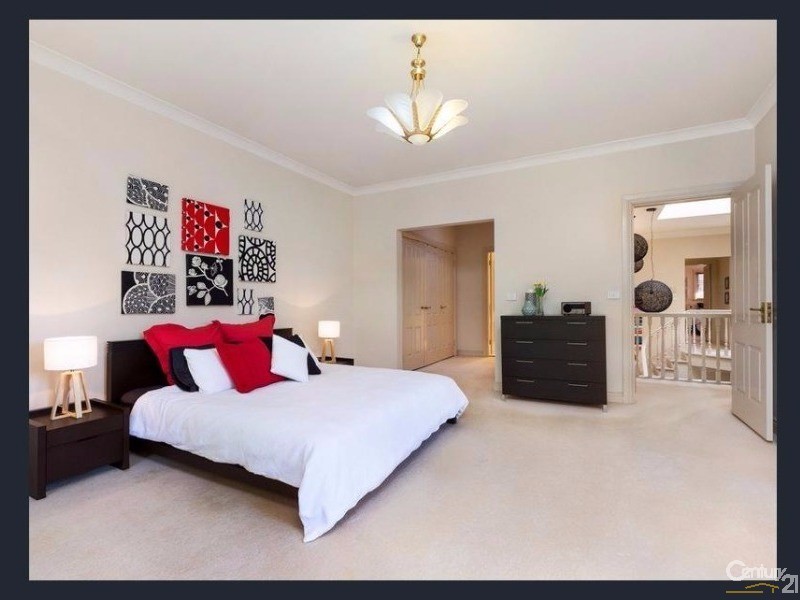 12 Warrangi St, Turramurra NSW 2074