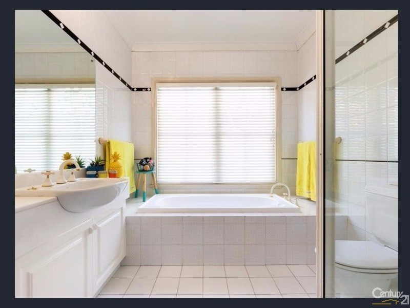 12 Warrangi St, Turramurra NSW 2074