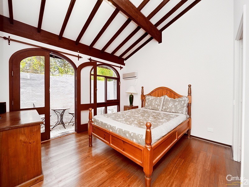 71 Yarrara Road, West Pymble NSW 2073