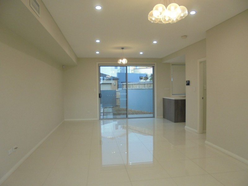 2/7-11 Bayard Street, Breakfast Point NSW 2137