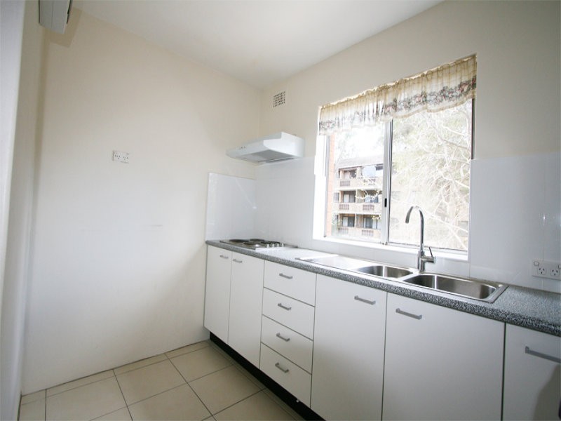 8/1 Lachlan Ave, Macquarie Park NSW 2113