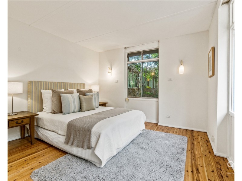 25 Denman Street, Turramurra NSW 2074