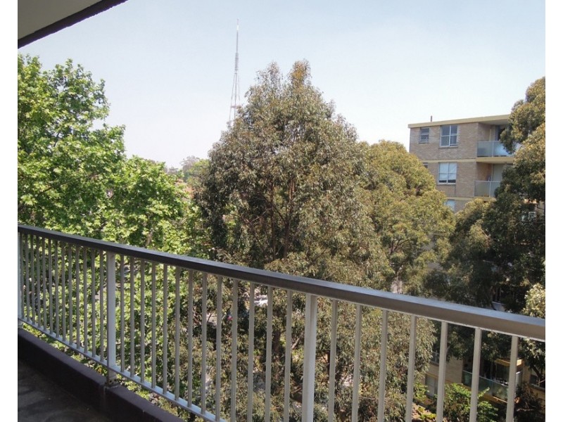 24/37-39 Johnson St, Chatswood NSW 2067