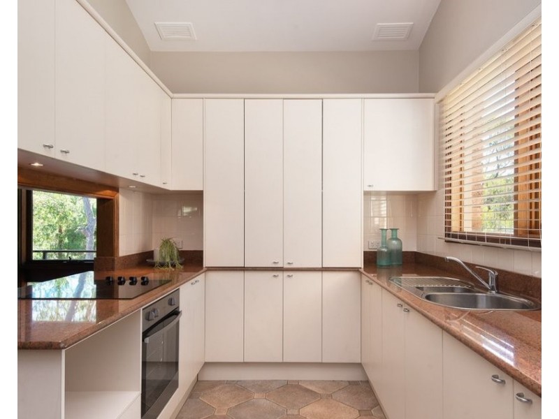 1  Doncaster Ave, Pymble NSW 2073