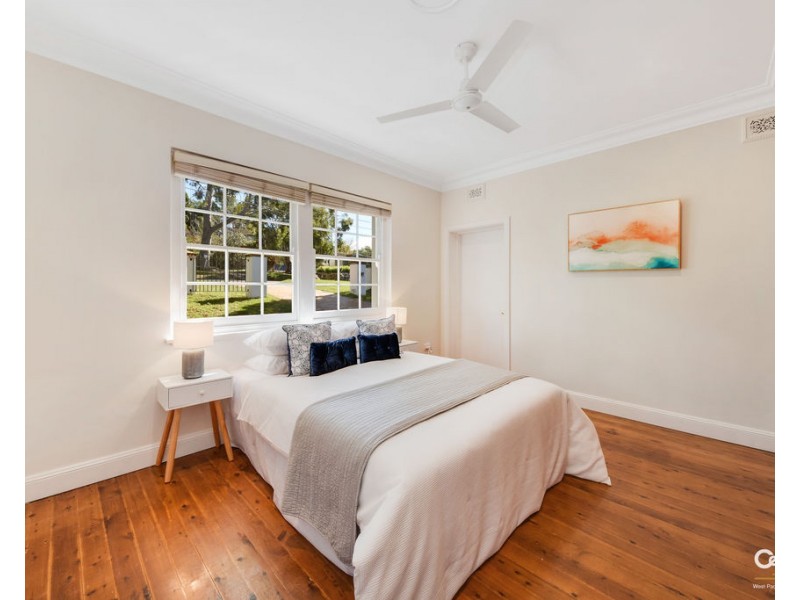 23 Romney Road, St Ives NSW 2075