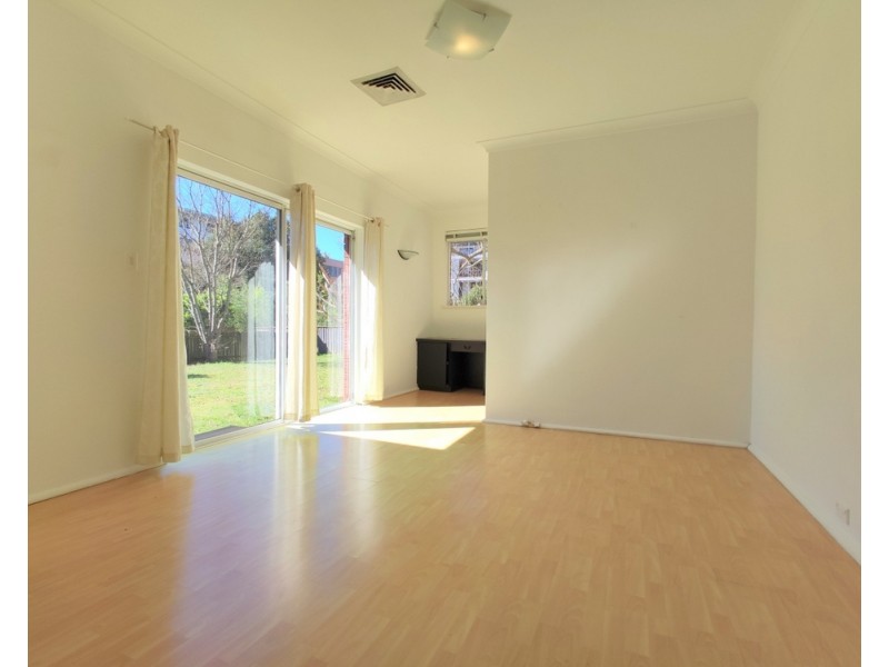 15 Memorial Ave, St Ives NSW 2075