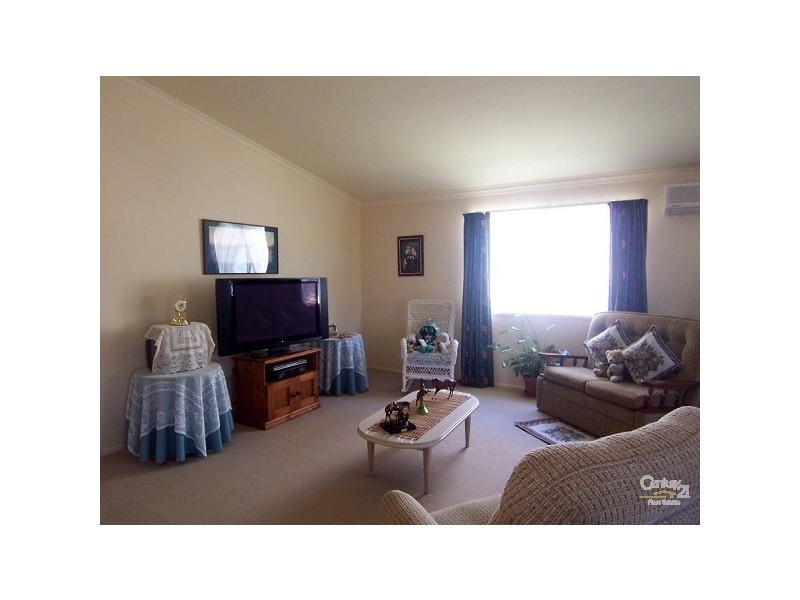 19 Duncan Sinclair, Kincumber NSW 2251