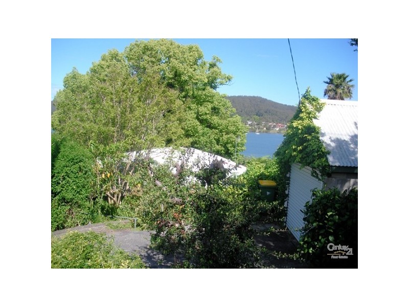 East Gosford NSW 2250