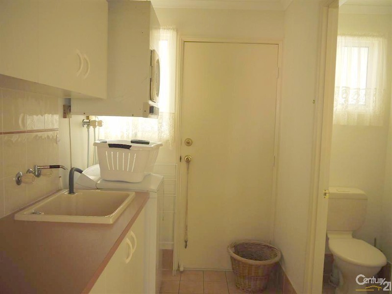 11 George Johnston Close, Nautical Village, Kincumber NSW 2251