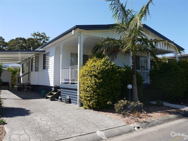 11 George Johnston Close, Nautical Village, Kincumber NSW 2251