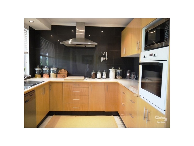 52 Davies Street, Kincumber NSW 2251