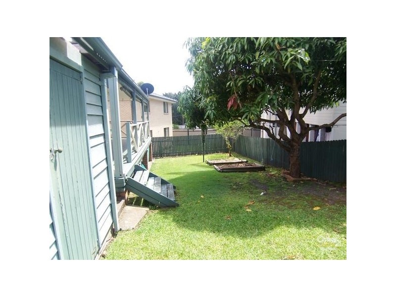 27 Asca Drive, Green Point NSW 2251