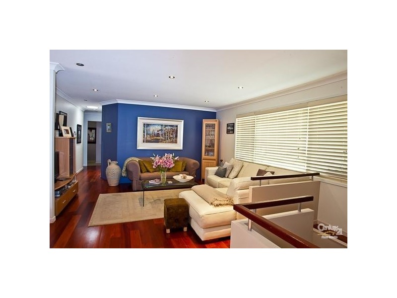 27 Gill Avenue, Avoca Beach NSW 2251