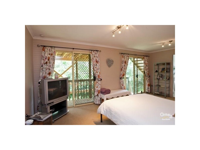 27 Gill Avenue, Avoca Beach NSW 2251