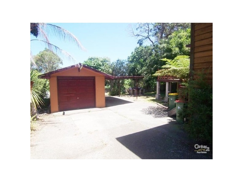 8 Oberton Street, Kincumber NSW 2251