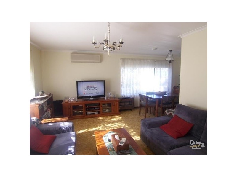 1 Tora Avenue, Kincumber NSW 2251