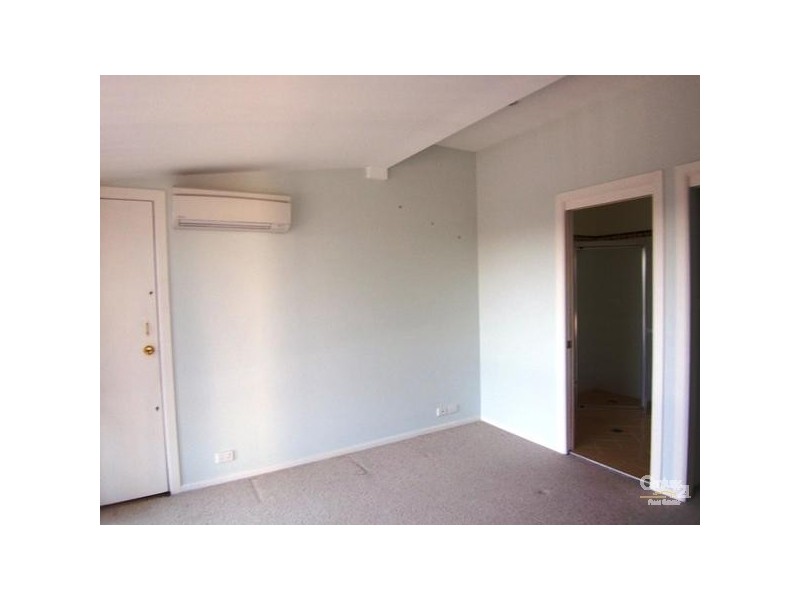 33 Broadwater Drive, Saratoga NSW 2251