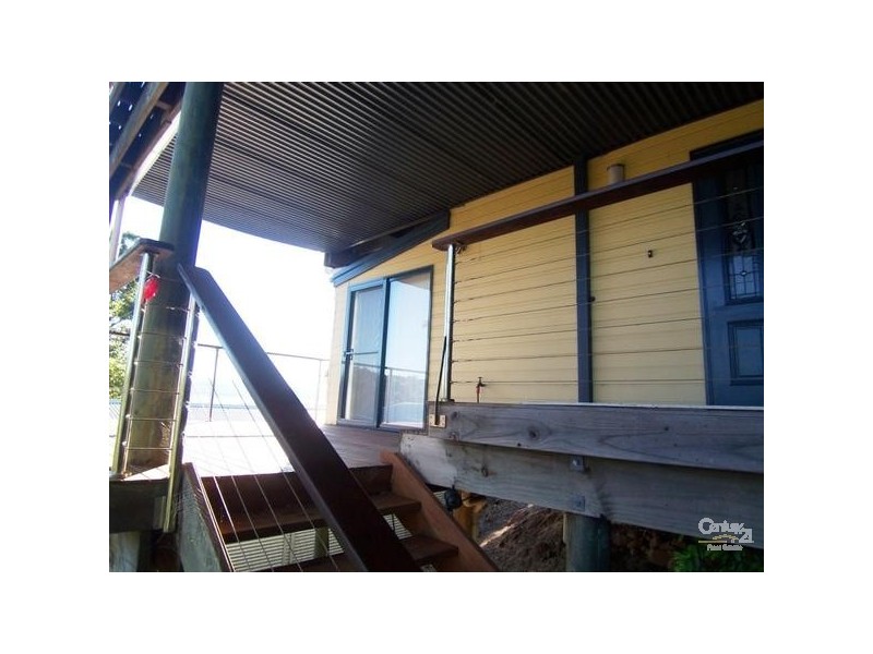 33 Broadwater Drive, Saratoga NSW 2251