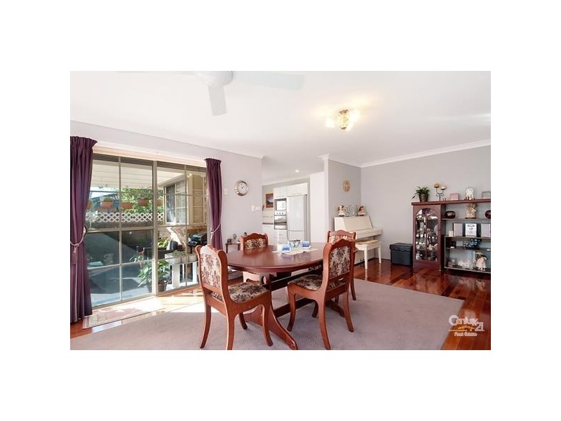 1/33 Asca Drive, Green Point NSW 2251