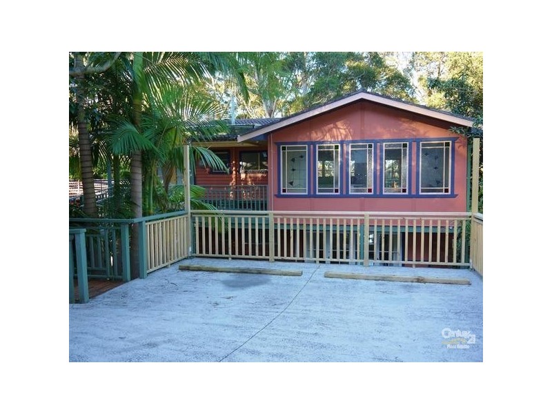 42 Lakeshore Drive, North Avoca NSW 2260