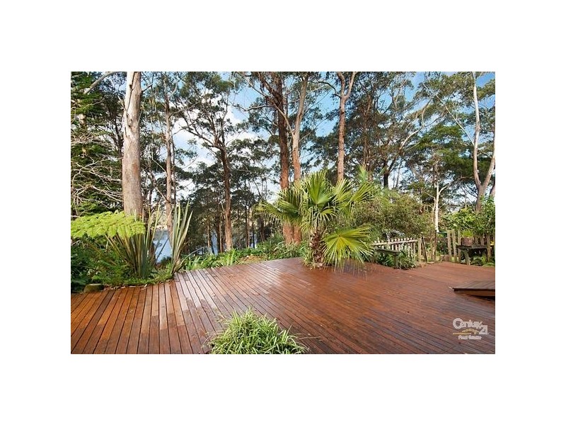 42 Lakeshore Drive, North Avoca NSW 2260