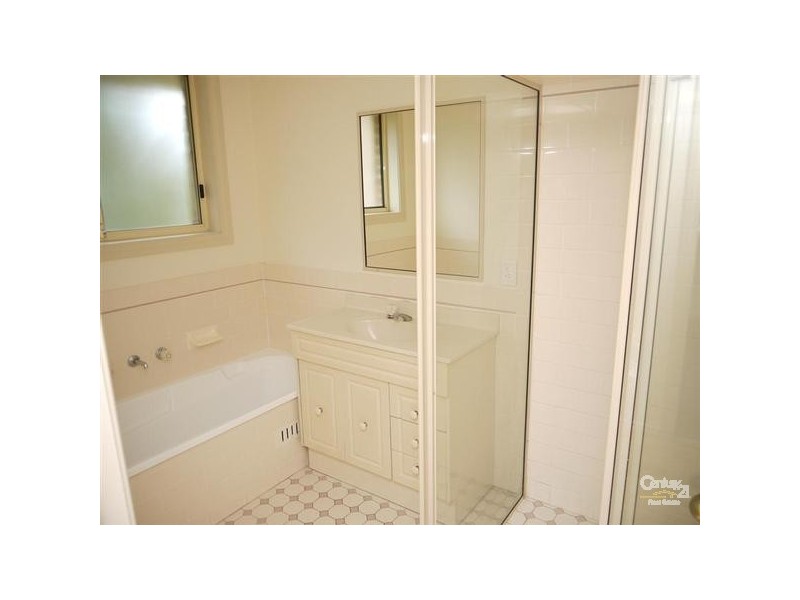 1/102 Coolawin Circle, Narara NSW 2250