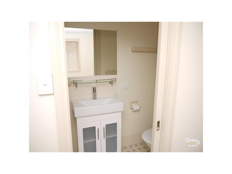 1/102 Coolawin Circle, Narara NSW 2250