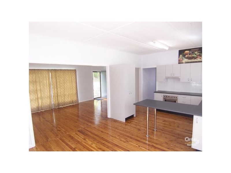 6 Oberton Street, Kincumber NSW 2251