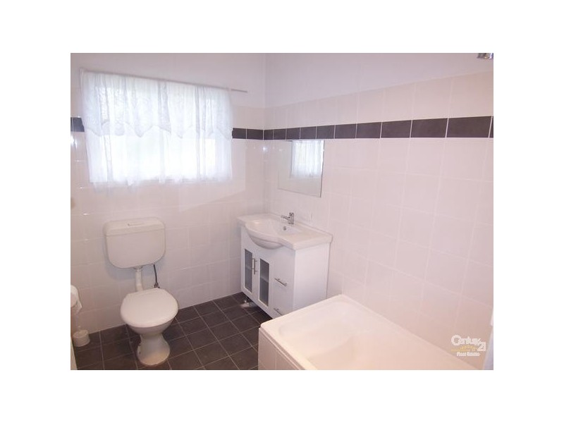 6 Oberton Street, Kincumber NSW 2251