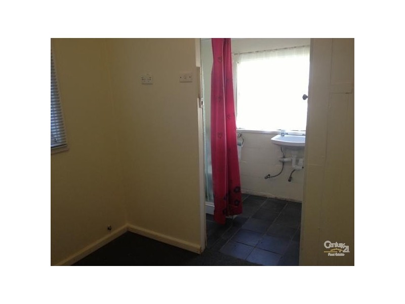 10 Tora Ave, Kincumber NSW 2251