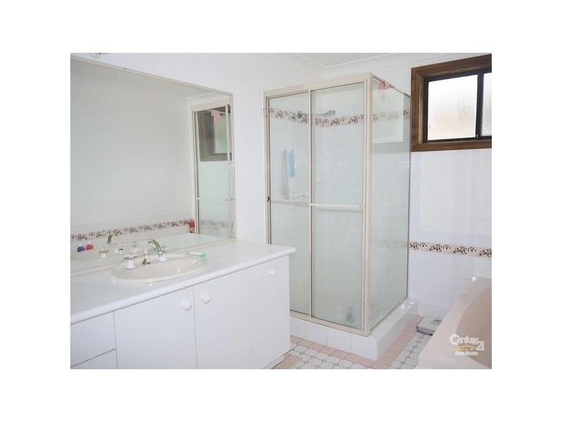 21 Waldron Road, Kincumber NSW 2251