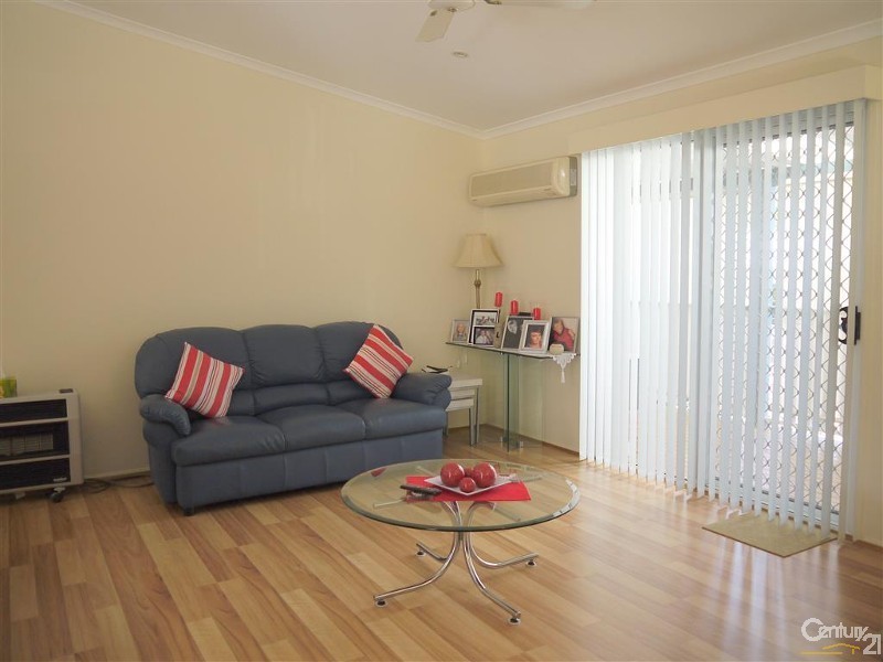 7 John Shortland Close, 57 Empire Bay Drive, Kincumber NSW 2251