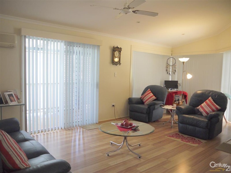 7 John Shortland Close, 57 Empire Bay Drive, Kincumber NSW 2251