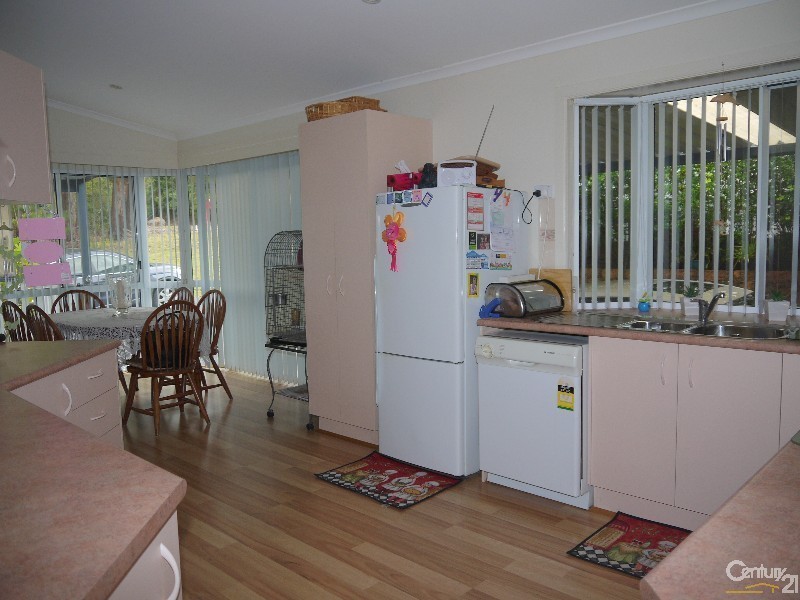 7 John Shortland Close, 57 Empire Bay Drive, Kincumber NSW 2251