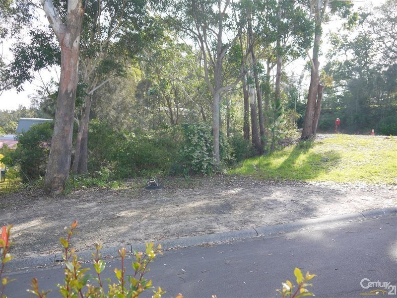 7 John Shortland Close, 57 Empire Bay Drive, Kincumber NSW 2251
