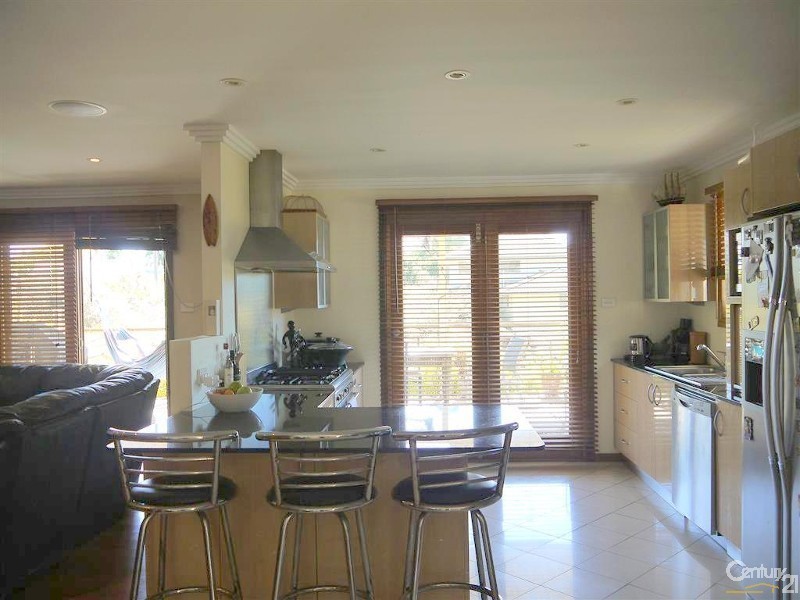 38 The Corso, Saratoga NSW 2251