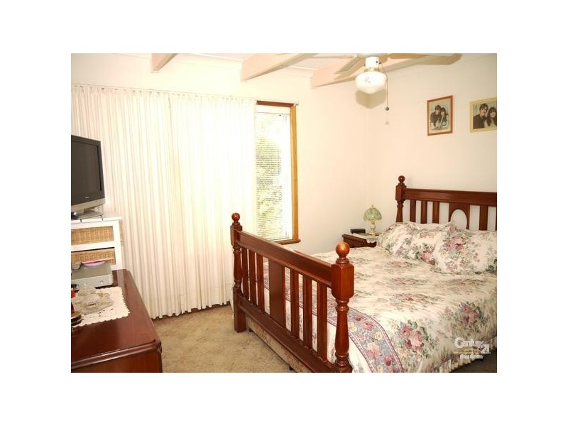 28 Davies Street, Kincumber NSW 2251