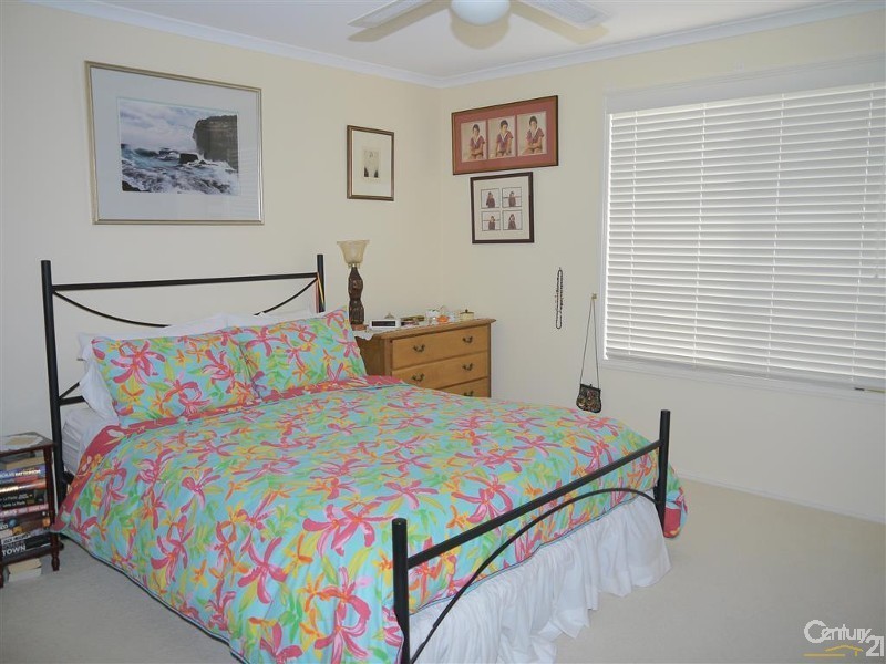 9 George Johnston Close, Nautical Village, Kincumber NSW 2251