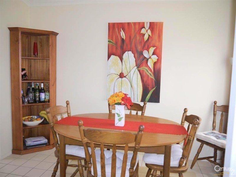 7 George Johnston Close, 57 Empire Bay Dr, Kincumber NSW 2251