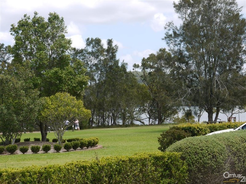 7 George Johnston Close, 57 Empire Bay Dr, Kincumber NSW 2251