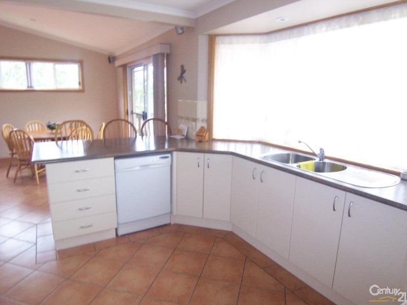 5 Kingfisher Close, Kincumber NSW 2251