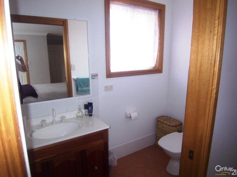 5 Kingfisher Close, Kincumber NSW 2251