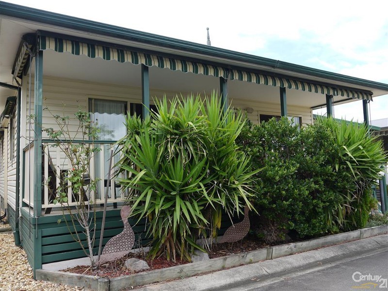 6 James Campbell Place, Nautical Village, Kincumber NSW 2251