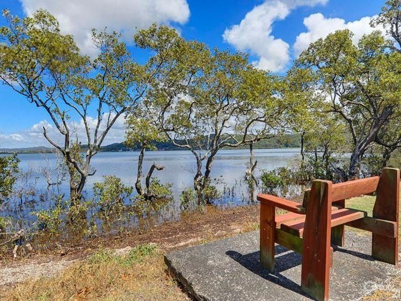 24 Duncan Sinclair Dr, Kincumber NSW 2251