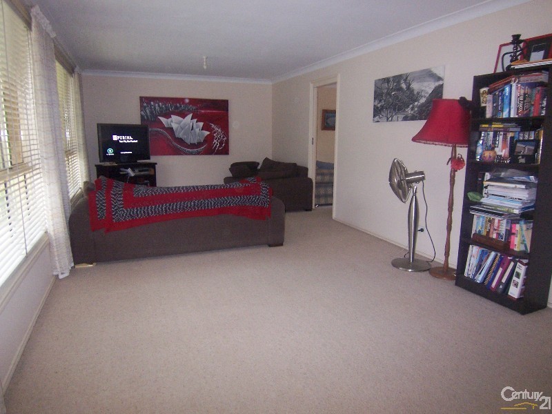 6 Dundulla Rd, Kincumber NSW 2251