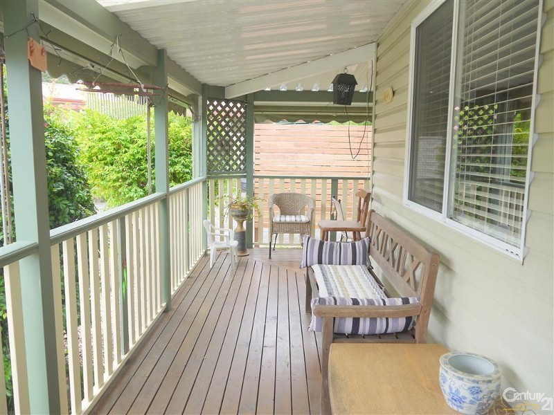 12 James Campbell Place, Nautical Village, Kincumber NSW 2251