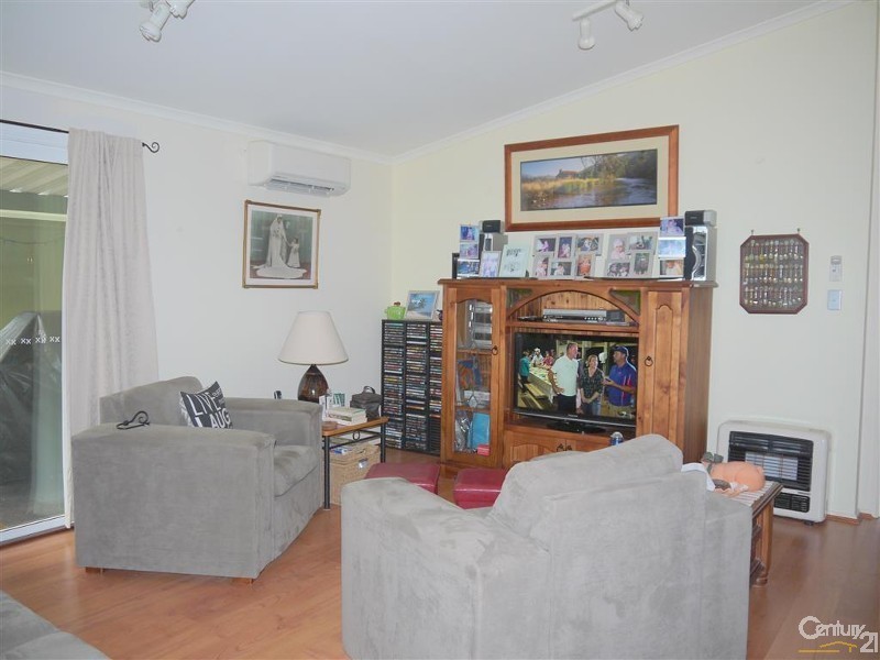 12 James Campbell Place, Nautical Village, Kincumber NSW 2251