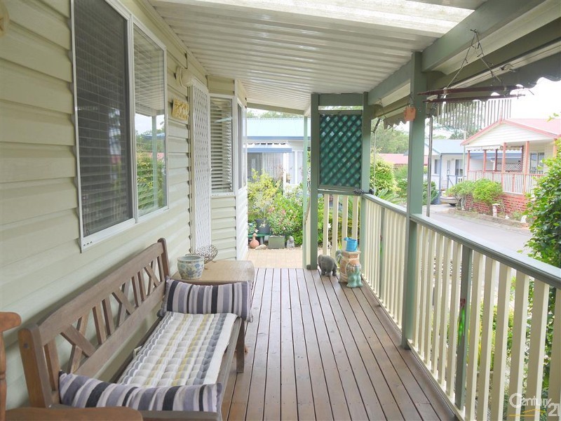 12 James Campbell Place, Nautical Village, Kincumber NSW 2251