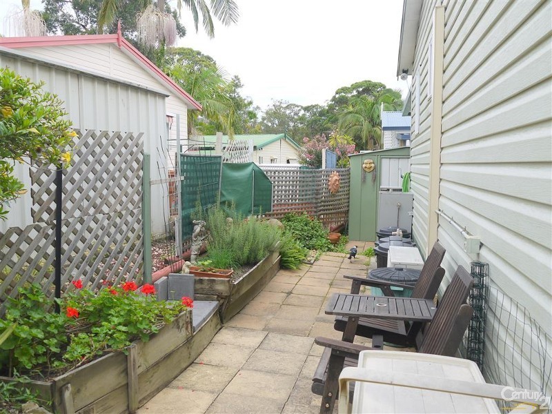 12 James Campbell Place, Nautical Village, Kincumber NSW 2251