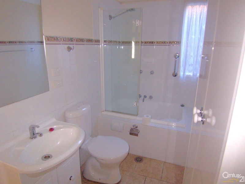 53 Orana Street, Green Point NSW 2251